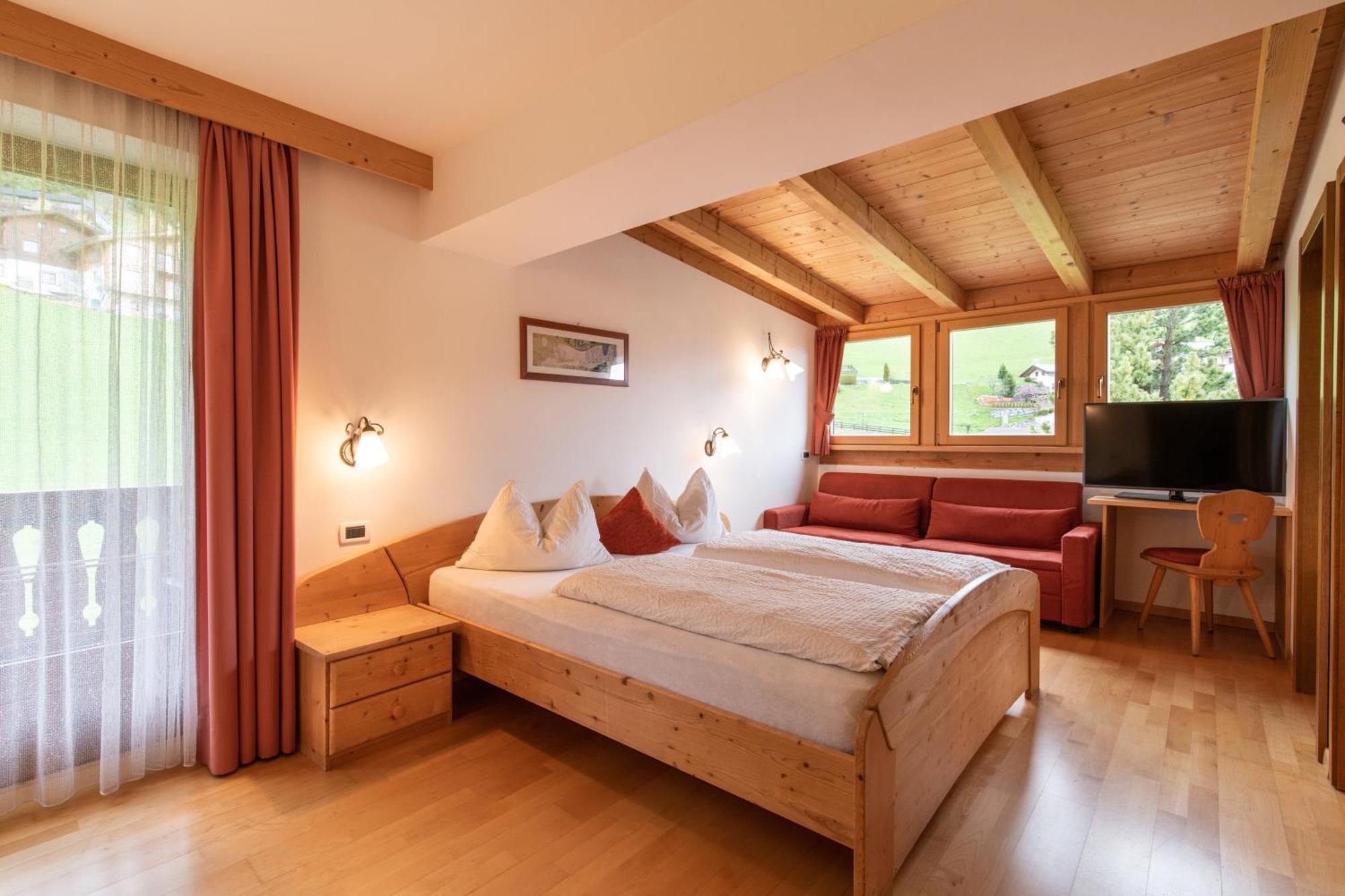 Garni Kostner Hotel โอติเซ ภายนอก รูปภาพ