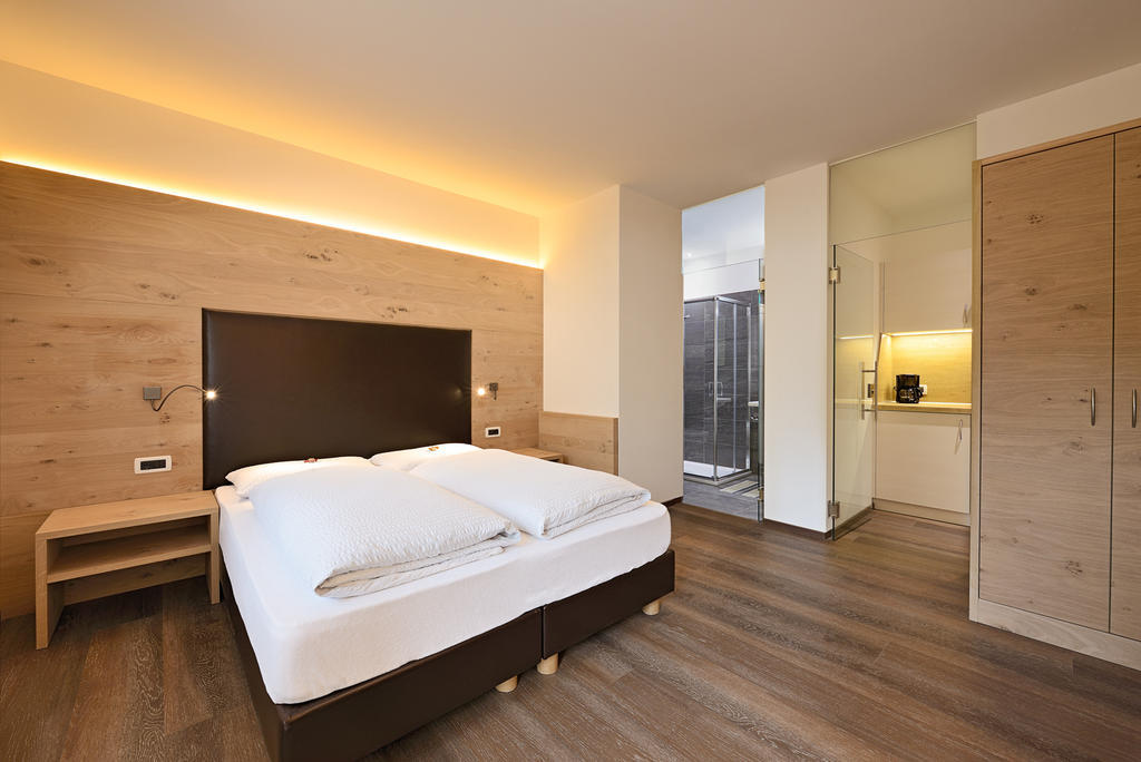 Garni Kostner Hotel โอติเซ ภายนอก รูปภาพ